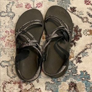 Chacos (no toe strap)